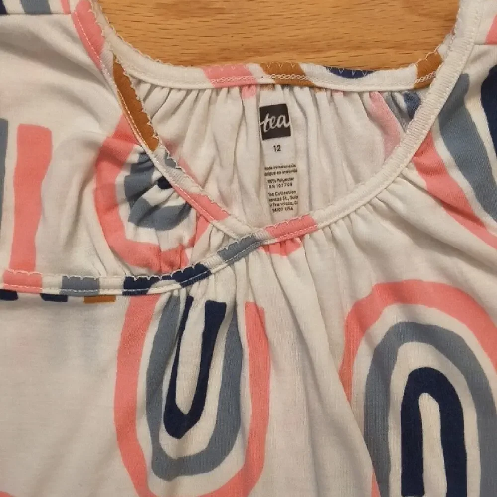 Tea Collection, V-Neck Wrap Front Calm Rainbows Nightgown, Size 12 EUC